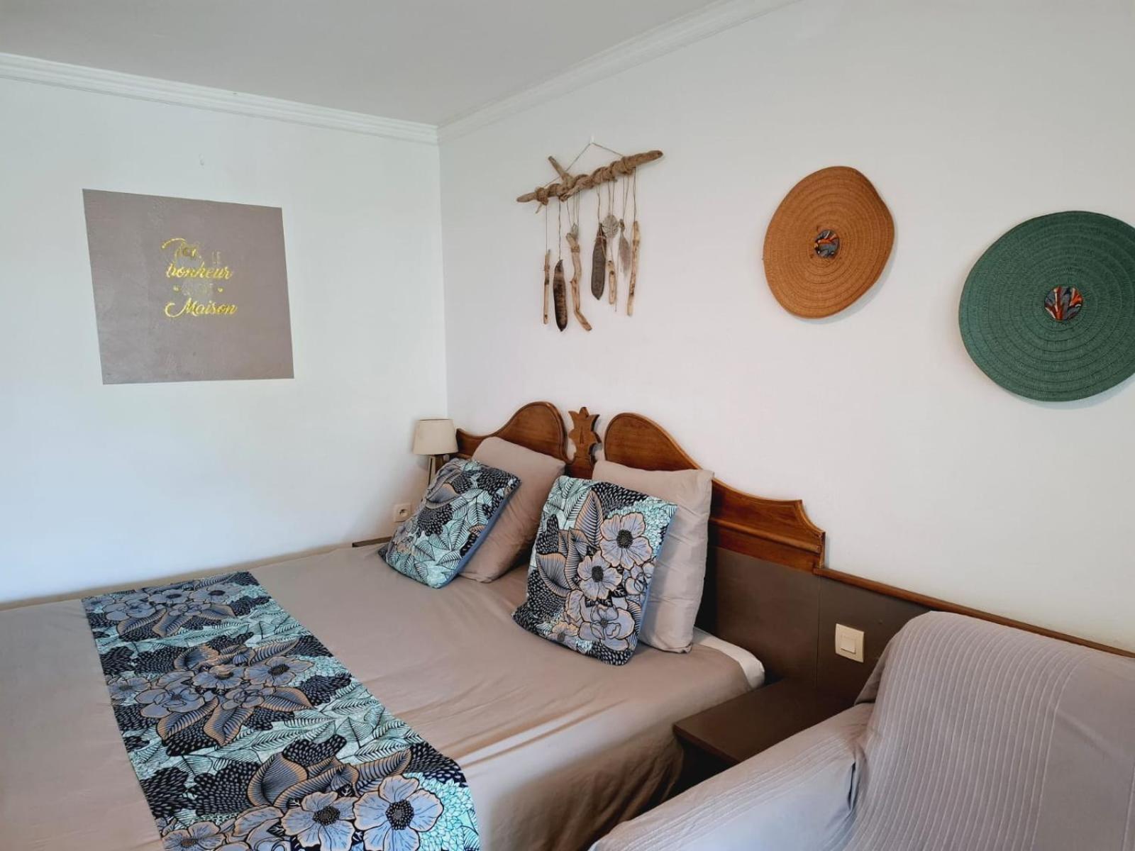 Suite 4 Pers Dans Village Vacances Sainte-Anne  Dış mekan fotoğraf
